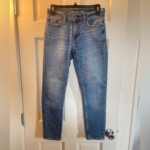 Old Navy Jeans Relaxed Slim Taper Size 26x28 Size 2